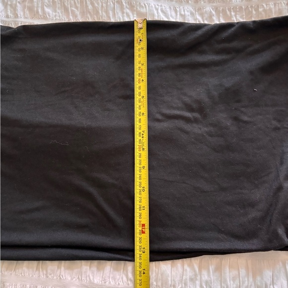 Beyond Yoga Black Infinity Scarf with Pocket - Picture 3 of 7